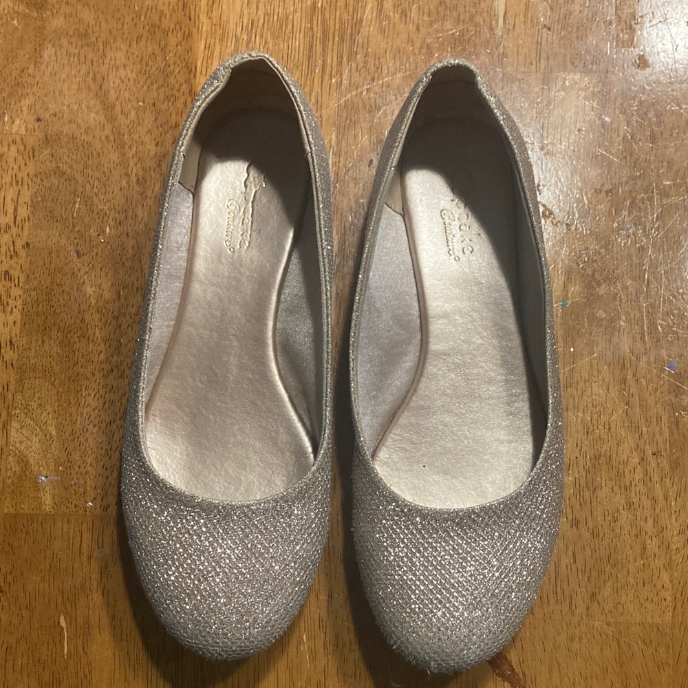 Chic Kids' Sparkle Dress Shoes